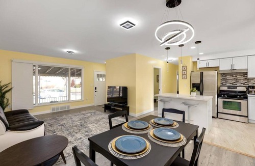 Redford House | Gn1 - Serene Garden Room, Shared Kitchen & Fast Wi-Fi, Free Parking
