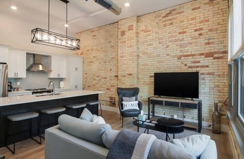 Traverse City Condo | Golden Lofts Unit 3 Downtown Traverse City 2bd/2ba
