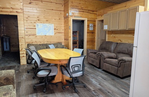 Baudette Cabin | Golden Walleye Getaway. Close to local attractions & lots of off street parking