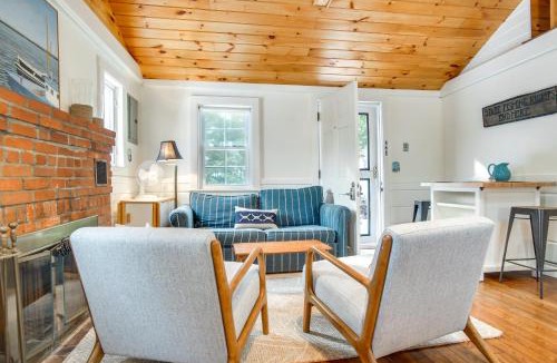 South Chatham House | Golf, Shop & Beach-Hop! Cape Cod Gem Steps to Sand