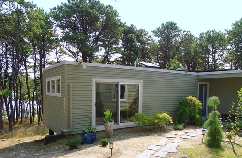 Indian Neck Heights House | Gorgeous 2BR, Secluded, Tidal Marsh Views, Walk to Water, Decks, Outdoor Shower