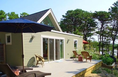 Indian Neck Heights House | Gorgeous 2BR, Secluded, Tidal Marsh Views, Walk to Water, Decks, Outdoor Shower