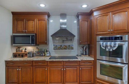East Falmouth House | Gorgeous home close to everything! Dog-friendly.