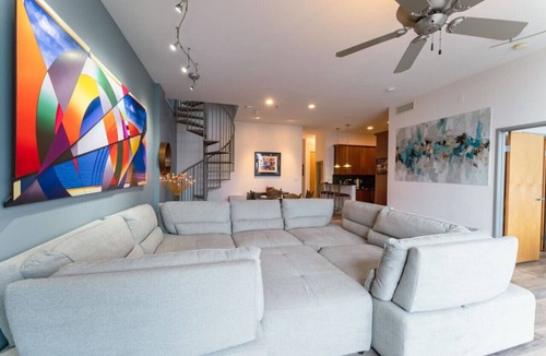 Ohio City Condo | Gorgeous Penthouse overlooking Cleveland skyline!