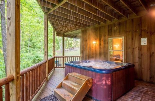 Rockbridge Cabin | Grand Bentley | Hocking Hills, Pool & Theater