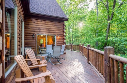 Rockbridge Cabin | Grand Bentley | Hocking Hills, Pool & Theater
