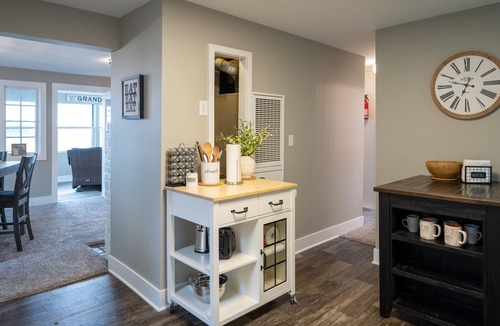 Grand Haven Cottage | Grand Haven cottage walkable to Lake Michigan