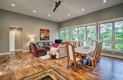 Lowell House | Grand Rapids Area Lakefront House w/Dock
