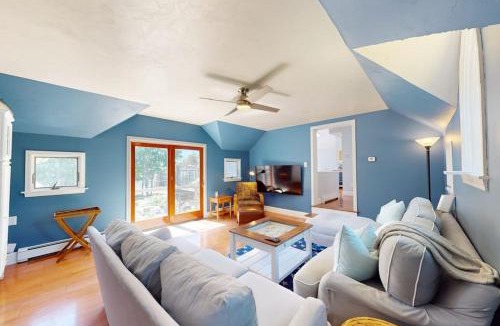South Dennis House | Grand View Getaway