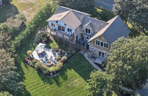 South Dennis House | Grand View Getaway