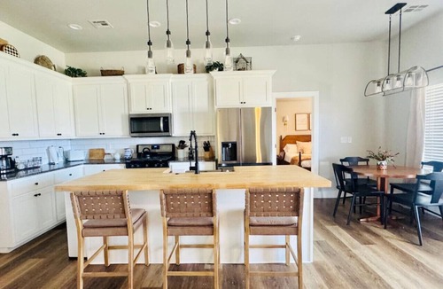 Stillwater House | Grandview Farmhouse in the heart of Stillwater