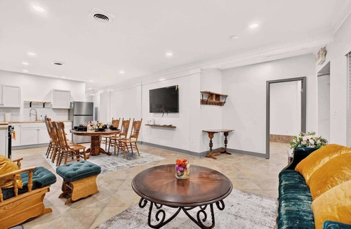 New Albany Apartment | Grant Line Residence Unit D - 10 Min to Louisville