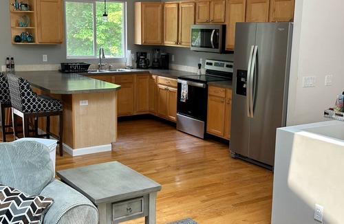 West Kingston House | Great Home in South County, Close to Narraganstt and Newport &.08 miles from URI