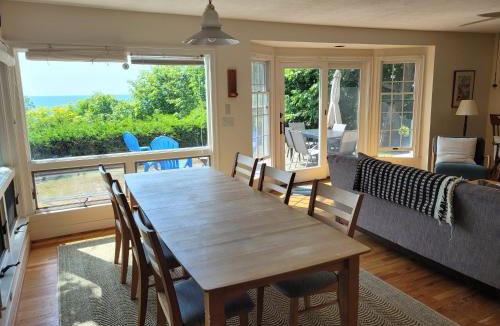 Frankfort House | Great Lakes Getaway - Incredible Lakefront!