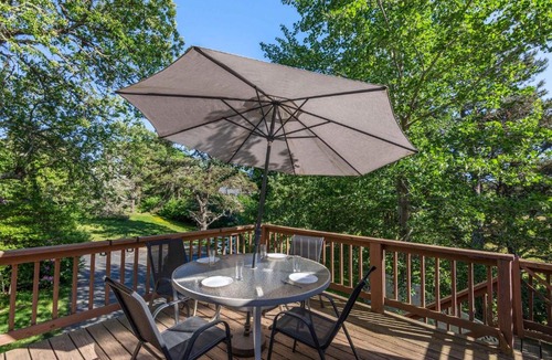 West Chatham House | Great location dog friendly Central AC