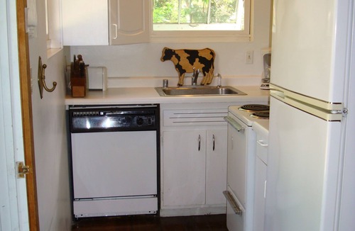 Markesan Cottage | Green Lake, WI. Little House. Handsome Private Vacation Cottage