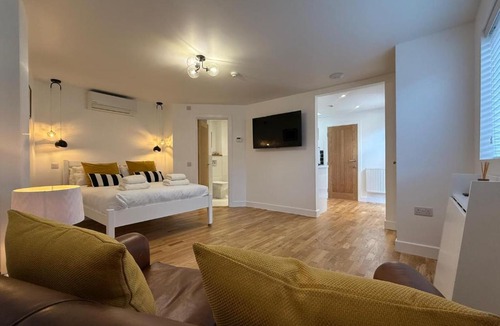 Cliftonville Apartment | Gresham