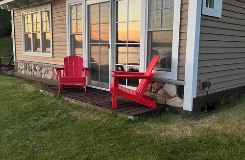 Nisswa Cabin | Gull Lake Chain, 4BR cabin plus lakeside boathouse, private dock, boat to Gull