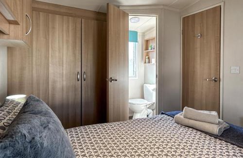 Coldingham House | Hamilton Unit 145