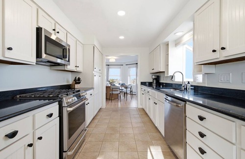Rye House | Hampton Beach front home, located in beautiful Rye