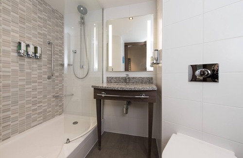 West End Hotel | Hampton by Hilton Edinburgh West End