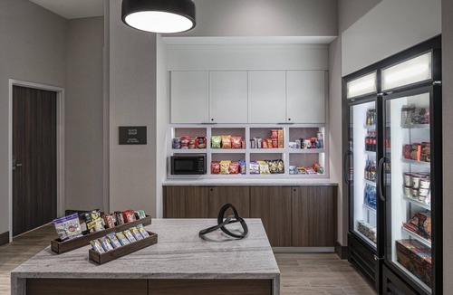 Woburn Hotel | Hampton Inn Boston Woburn