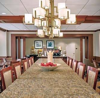 Southgate Hotel | Hampton Inn Detroit/Southgate