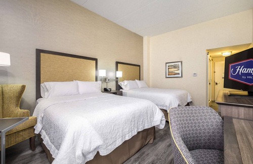 Freeport Hotel | Hampton Inn Freeport/Brunswick