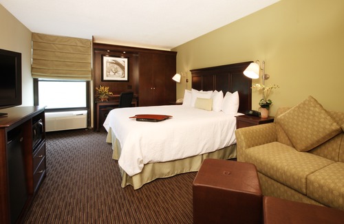 Castleton Hotel | Hampton Inn Indianapolis Northeast/Castleton