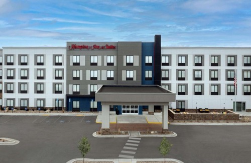 Rapid City Hotel | Hampton Inn & Suites Rapid City Rushmore, SD