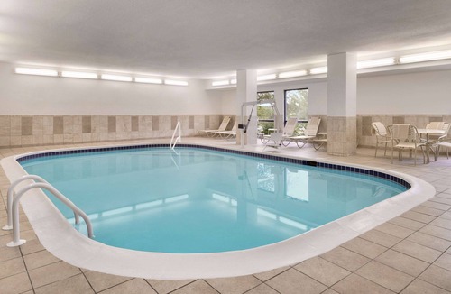 Zanesville Hotel | Hampton Inn Zanesville