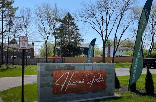 Northwest Columbus Apartment | Hancock Park Private 1 Bed with WIFI and Parking