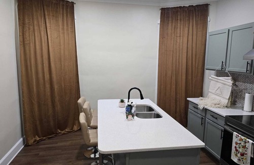 Herron Morton Apartment | Haniels Place - Unit B