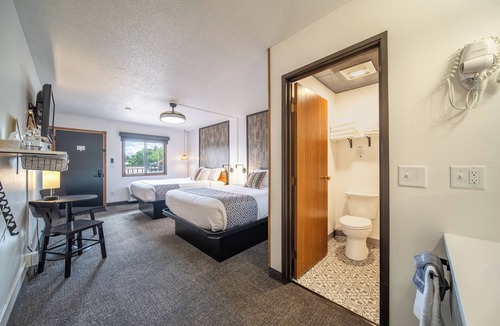 Pinnacles Entrance Badlands Hotel | Hansen Inn & Cabins, Room, Double Queen, Second Floor, No Smoking, No Pets