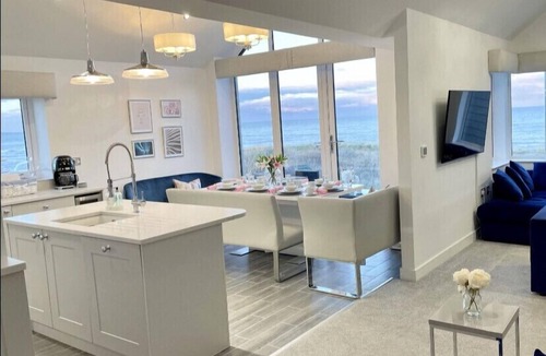 Amble House | Harbour Sands - Stunning Sea Views - 4 bed 2020 build