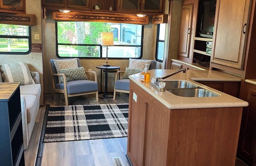 White Cloud RV Rental | Hardy Dam River Retreat located at Sportsman Park Campground & Boat Slips