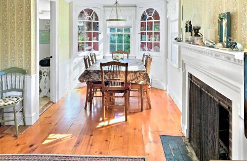 Harwich Port House | Harwich Port Retreat—Walk to Beach Rail Trail