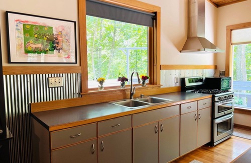 Athens House | Hawk Ridge Retreat - Athens County Getaway