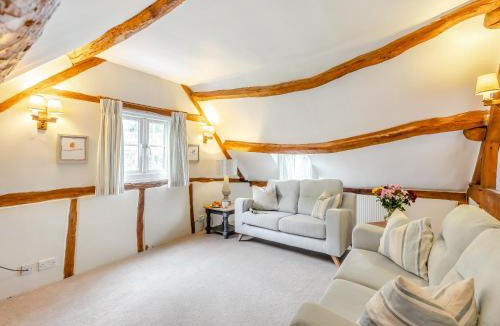 Hay-on-Wye House | Haywain - Ukc6436