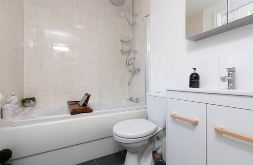 Framwellgate Moor Apartment | HC Property - Durham House