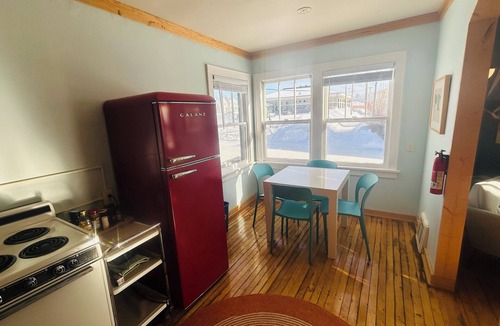 Ely Apartment | Heart of Downtown 2-bedroom apartment in charming Ely