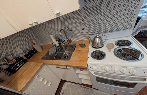 Pendleton Apartment | Heart of OTR -Stadiums, Museums, Nightlife, Casino -Walkable Everywhere Cinci