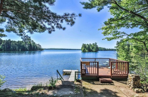 Minocqua House | Hearthwood Beach House: Lake Tomahawk PET FRIENDLY