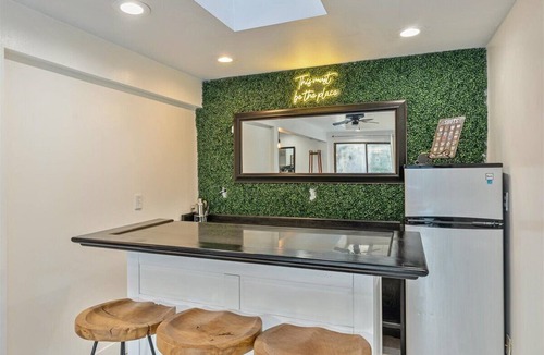 West Valley City House | Heated Pool & Hot Tub open all year with King Beds, Bar & Much More