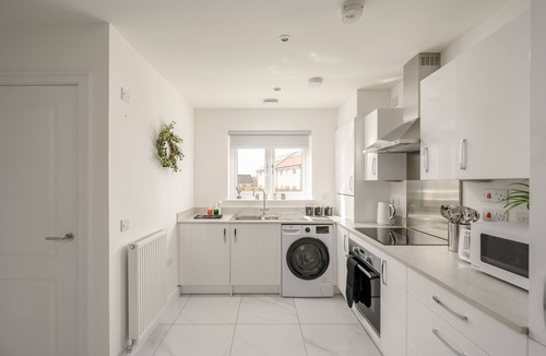 Dalkeith House | Heather Way Cosy 4 Bedroom House - Mayfield, Dalkeith