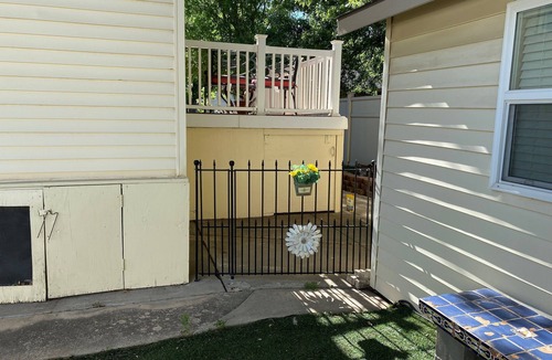 Wichita Apartment | Hidden Gem! 1-bedroom studio, WIFI and Parking.