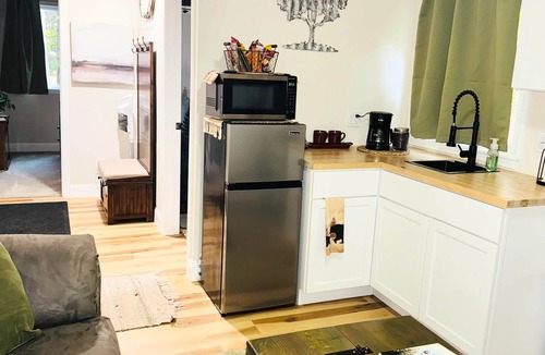 Birch Run Township Cabin | Hidden Oaks Cabin Resort | Lodge Cabin | Unit 3