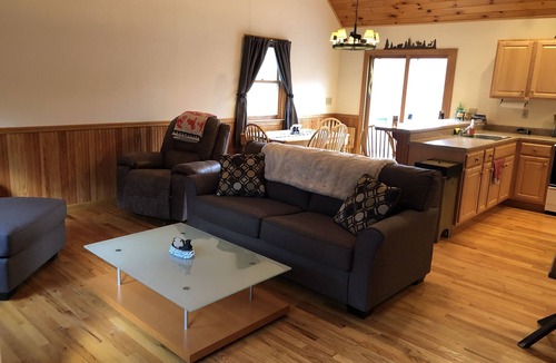 Errol House | Hideaway in the Great North Woods - direct access to snowmobile trails