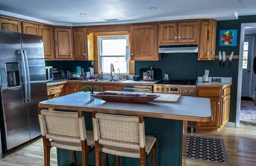 Vineyard Haven House | Hideaway in Vineyard Haven - Walk to Town & Beach