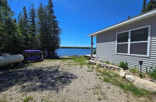 Drummond Island House | Hideaway On Gravel Lake